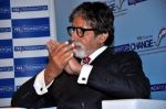 Amitabh Bachchan at Yes Bank Awards event in Mumbai on 1st Oct 2013 (31).jpg
